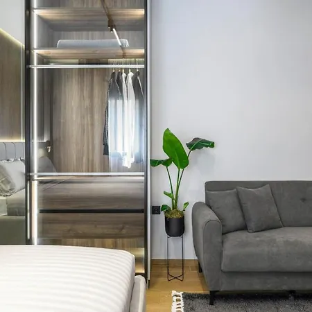 Appartement Aristotelian Virtues - Tharros
