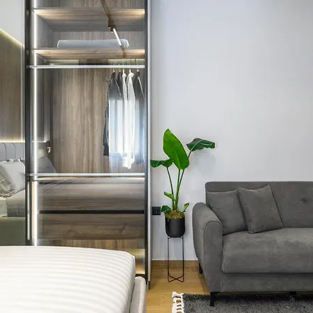 Appartement Aristotelian Virtues - Tharros