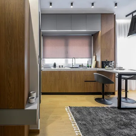 Appartement Aristotelian Virtues - Tharros